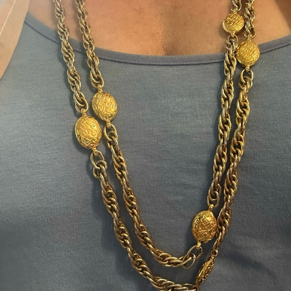 Elegant Gold Authentic Chanel Chain Necklace or Belt 73” Long